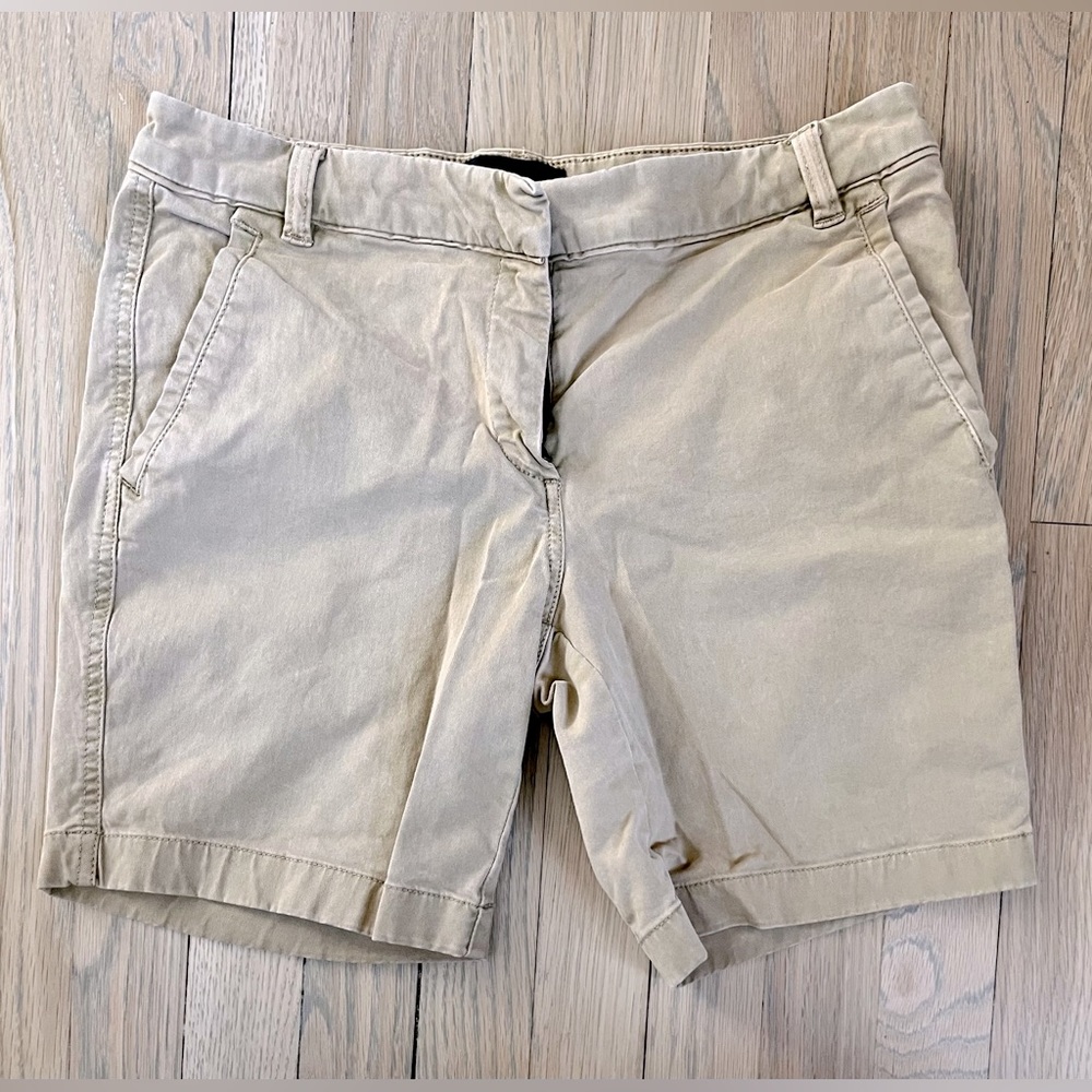 J.Crew Tan Chino Style Shorts. 7.5” inseam. Size 4.